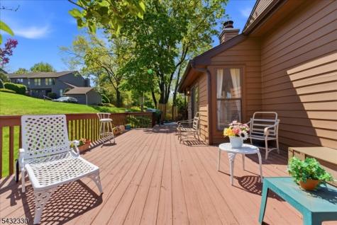 37 Giggleswick Way Edison NJ 08820