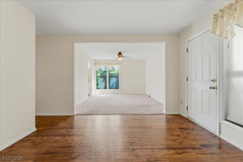 37 Giggleswick Way Edison NJ 08820