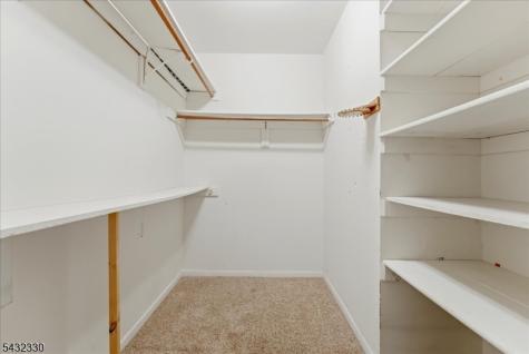 37 Giggleswick Way Edison NJ 08820