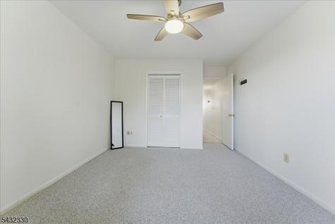 37 Giggleswick Way Edison NJ 08820