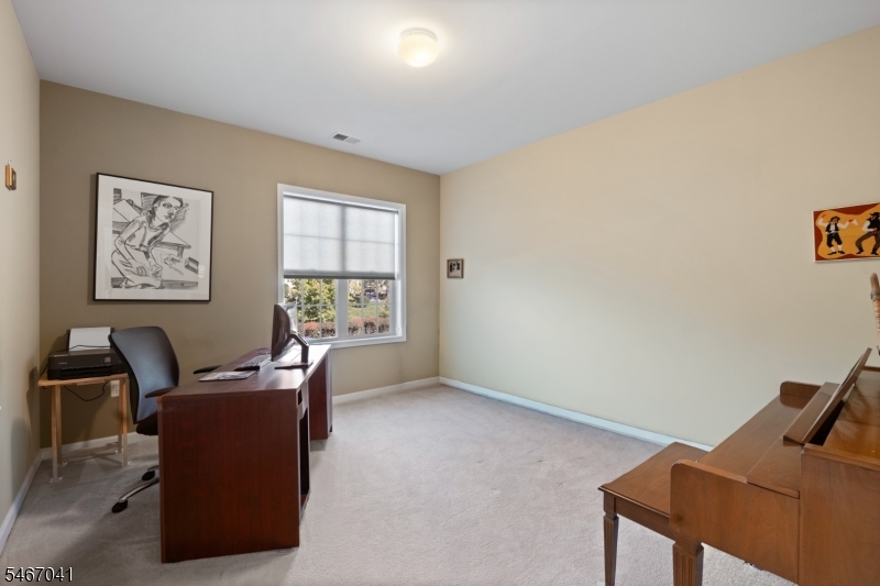 7210 Westover Way Franklin NJ 08873