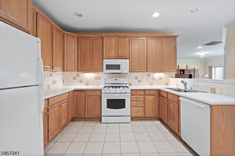 7210 Westover Way Franklin NJ 08873