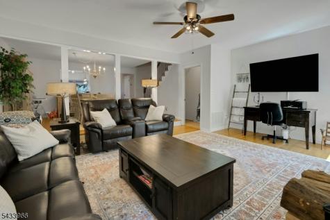 38 Essex Drive Mendham NJ 07945
