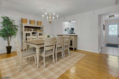 38 Essex Drive Mendham NJ 07945