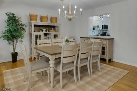 38 Essex Drive Mendham NJ 07945