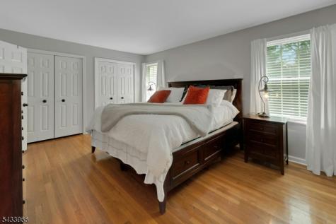 38 Essex Drive Mendham NJ 07945