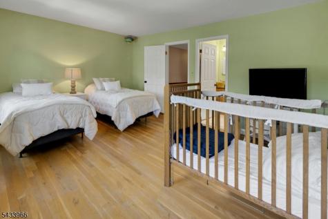 38 Essex Drive Mendham NJ 07945