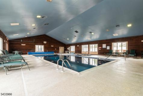 38 Essex Drive Mendham NJ 07945
