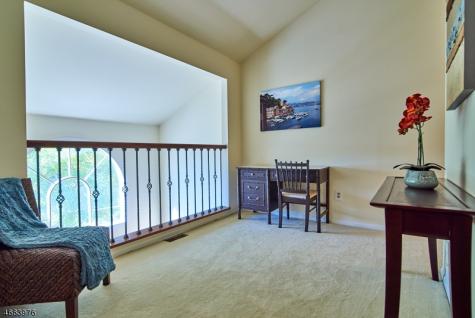 80 Ashley Court Bedminster NJ 07921