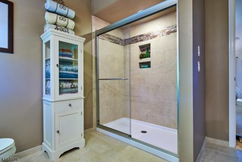 80 Ashley Court Bedminster NJ 07921