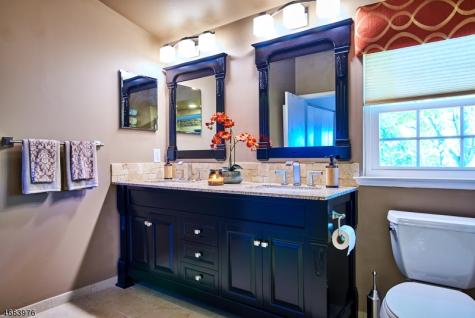 80 Ashley Court Bedminster NJ 07921