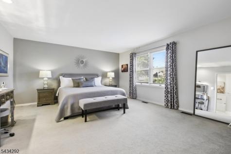 22 Woodcrest Drive Morris NJ 07960