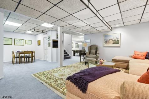 22 Woodcrest Drive Morris NJ 07960