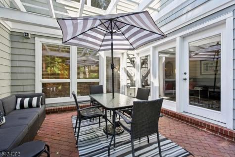22 Woodcrest Drive Morris NJ 07960