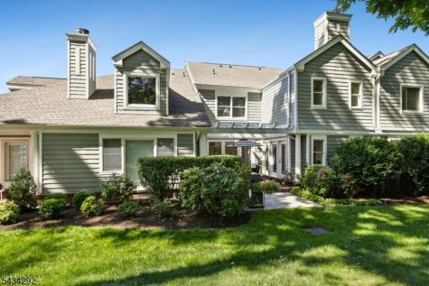 22 Woodcrest Drive Morris NJ 07960