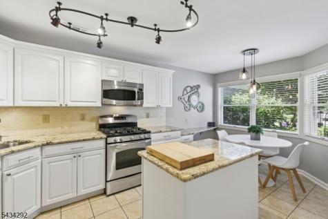 22 Woodcrest Drive Morris NJ 07960