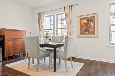 20 Gala Court Livingston NJ 07039