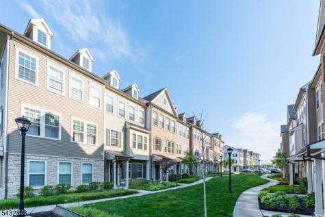 20 Gala Court Livingston NJ 07039