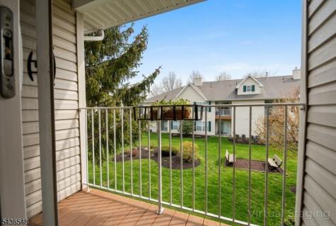 4 Chanda Court Clifton NJ 07012