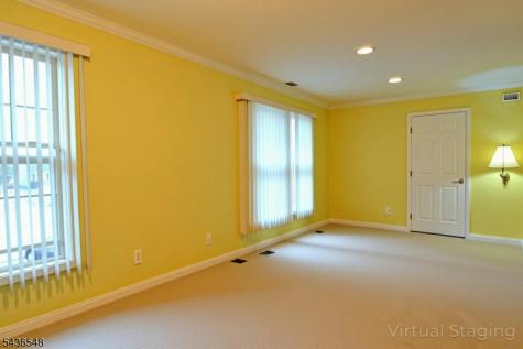 4 Chanda Court Clifton NJ 07012