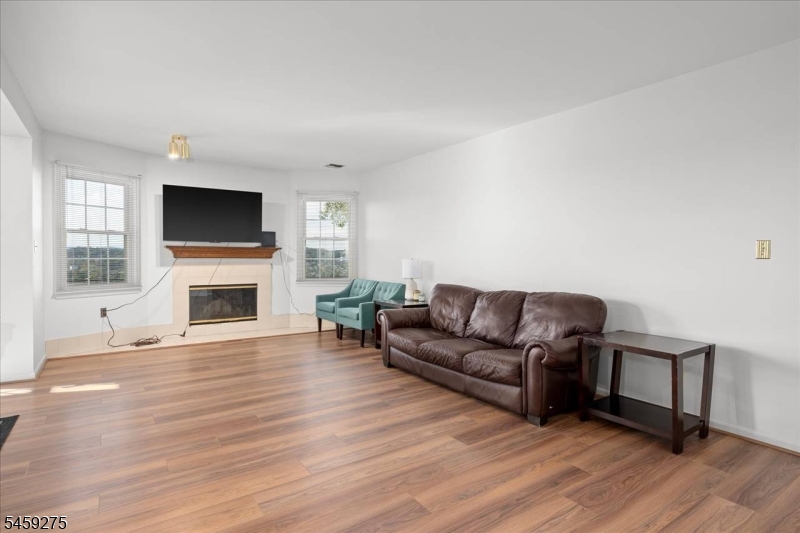 62 Amethyst Lane Paterson NJ 07501