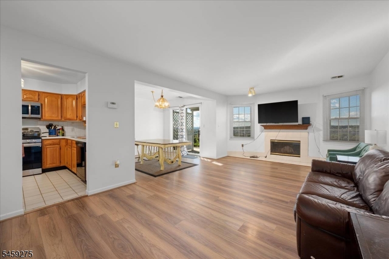 62 Amethyst Lane Paterson NJ 07501