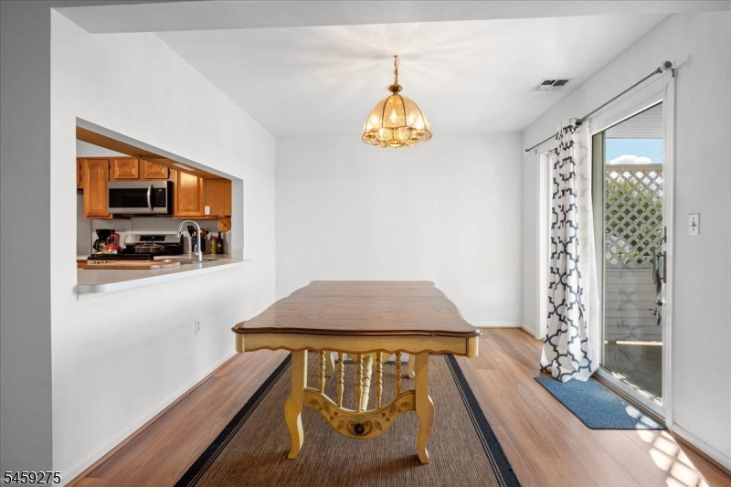 62 Amethyst Lane Paterson NJ 07501