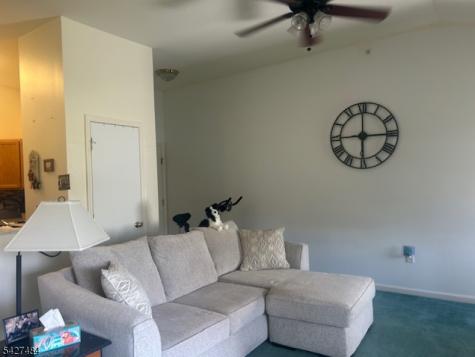 832 Honeybrook Circle Lopatcong NJ 08886