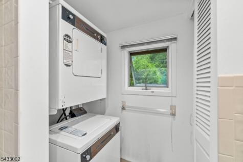 5327 Berkshire Valley Road Jefferson NJ 07438