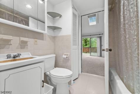 5327 Berkshire Valley Road Jefferson NJ 07438