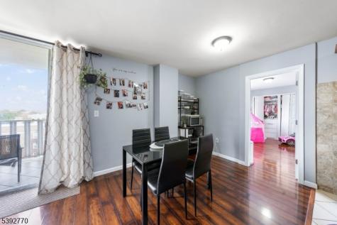 704 712 N Broad Street Elizabeth NJ 07208