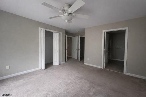 113 Bourne Ci Hardyston NJ 07419
