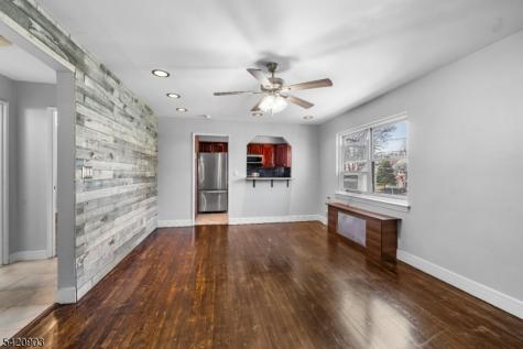418 Esplanade Hackensack NJ 07601