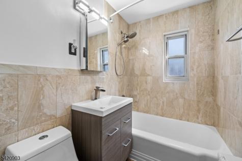 418 Esplanade Hackensack NJ 07601