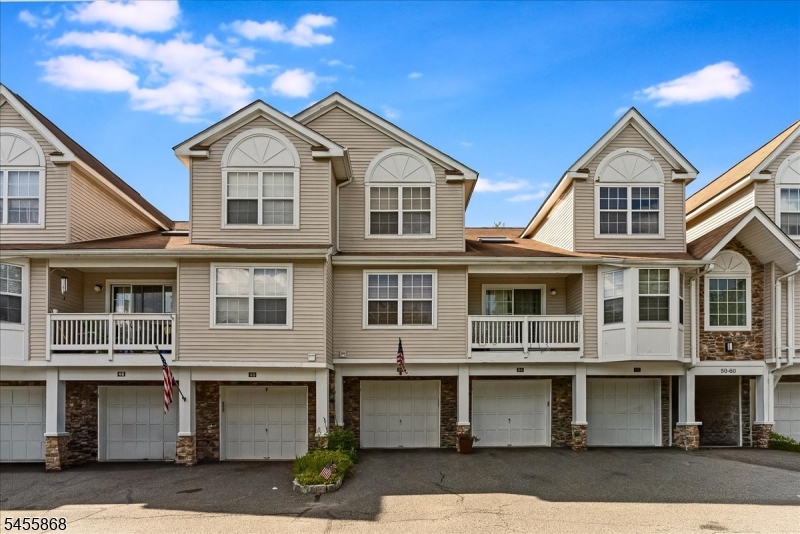 50 Pasture Court Roxbury NJ 07852