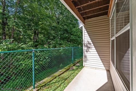 50 Pasture Court Roxbury NJ 07852