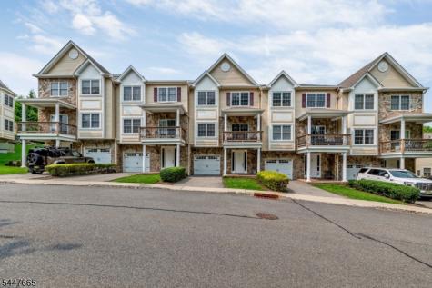 15 Halina Lane Butler NJ 07405
