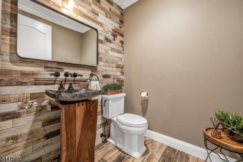 15 Halina Lane Butler NJ 07405