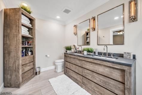 15 Halina Lane Butler NJ 07405
