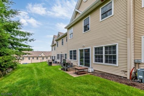 15 Halina Lane Butler NJ 07405
