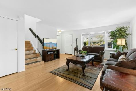 44 Tisbury Court Scotch Plains NJ 07076