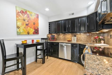 44 Tisbury Court Scotch Plains NJ 07076
