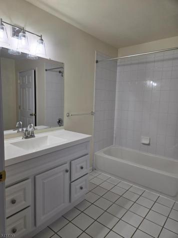 206 Pinelli Drive Piscataway NJ 08854