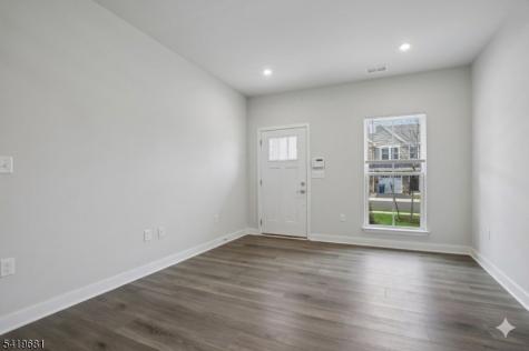49 Owen Court Franklin NJ 08873