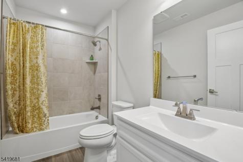 49 Owen Court Franklin NJ 08873