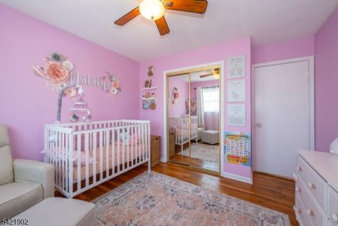 8 Sherbone Place Sayreville NJ 08872
