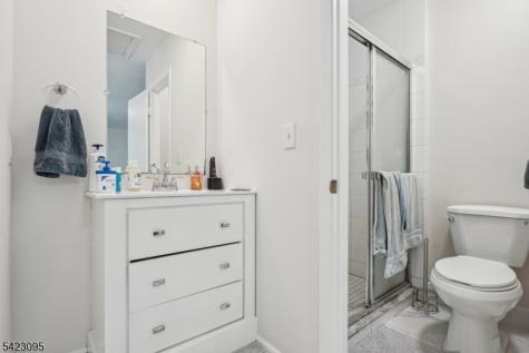 165 Essex Avenue Metuchen NJ 08840