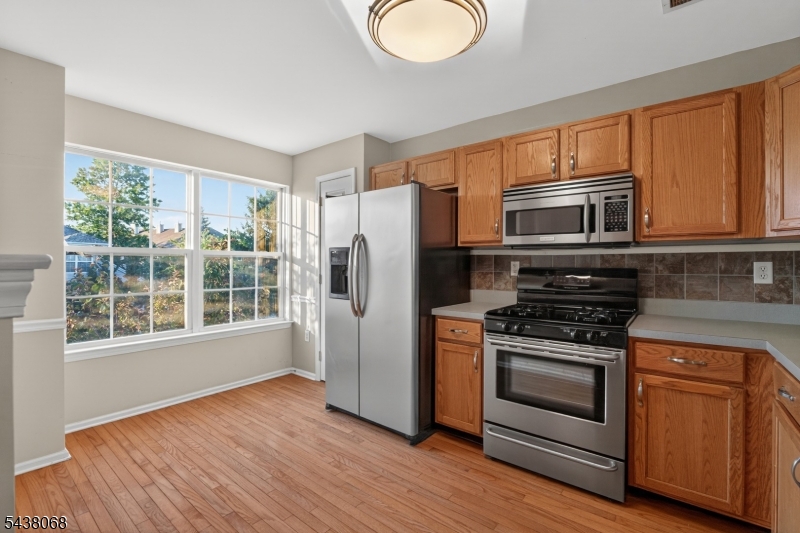 27 Woodlake Drive Sayreville NJ 08859