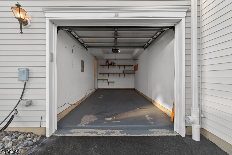 27 Woodlake Drive Sayreville NJ 08859