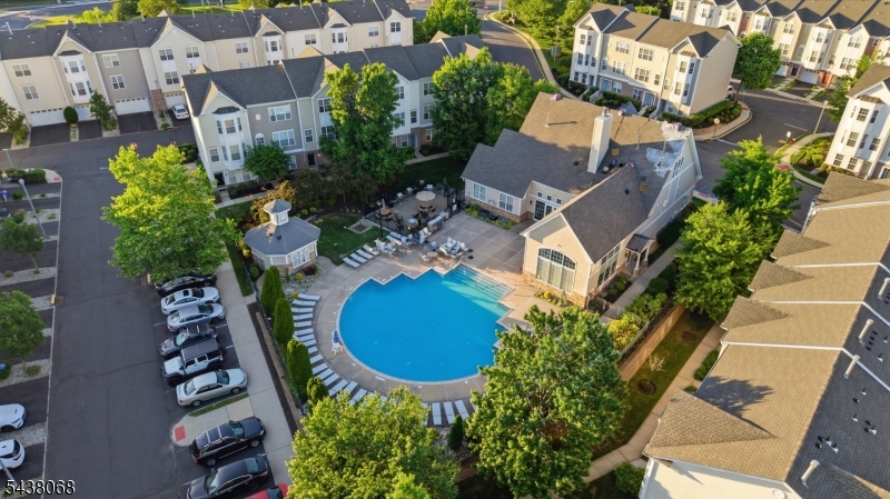27 Woodlake Drive Sayreville NJ 08859